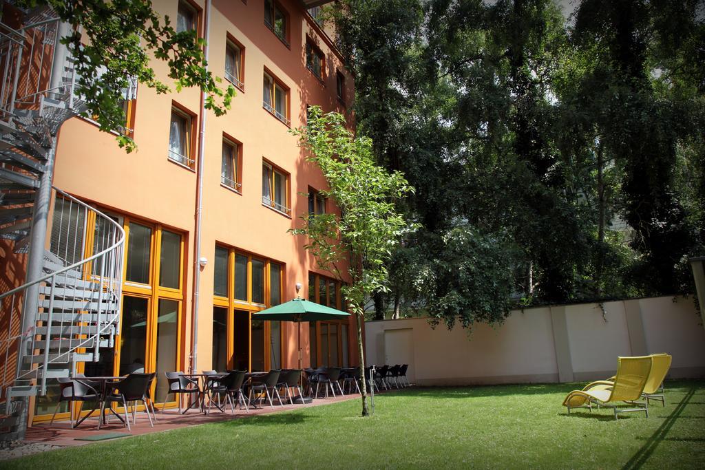 Hotel 26 Берлин Экстерьер фото